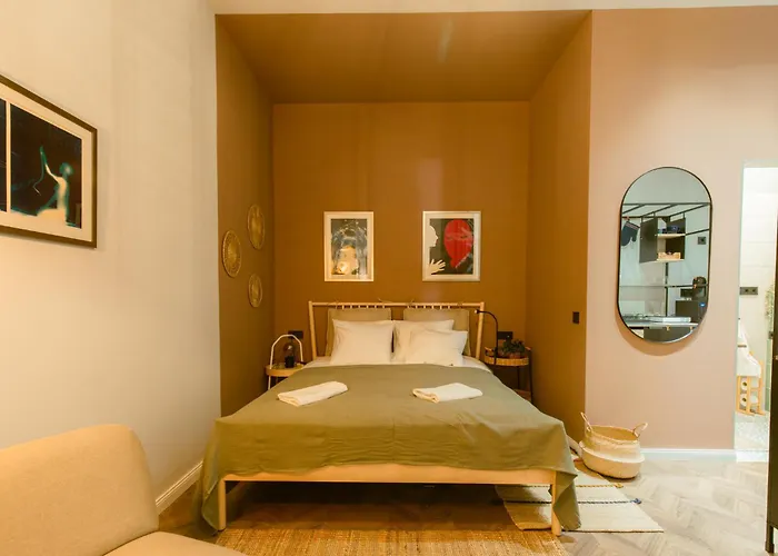 Gozsdu Apartament *